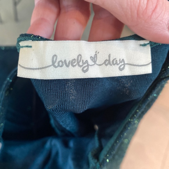 Gorgeous green sparkly mini dress - Picture 3 of 3